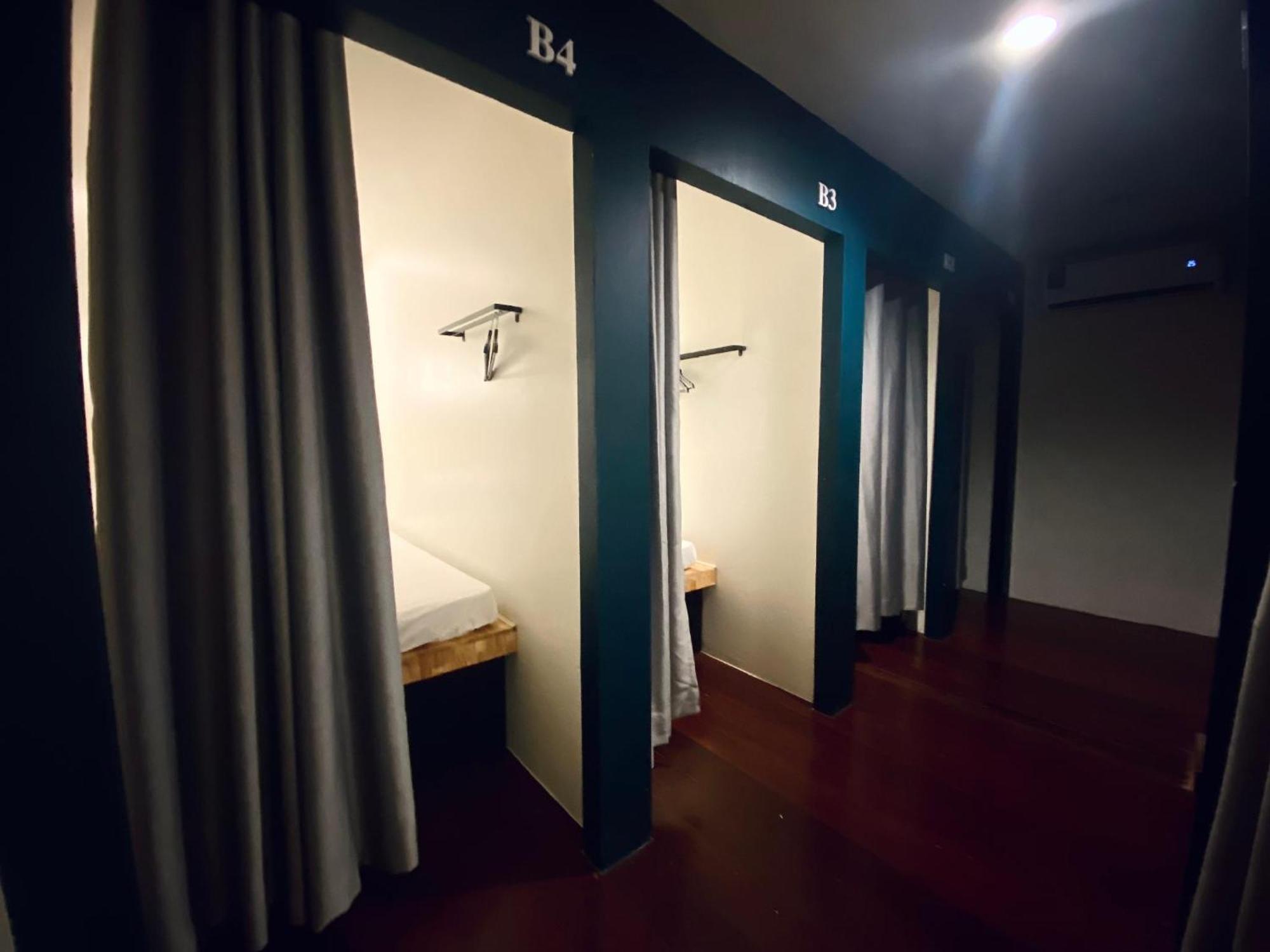 Forgotten Hostel Silom Bangkok Kültér fotó
